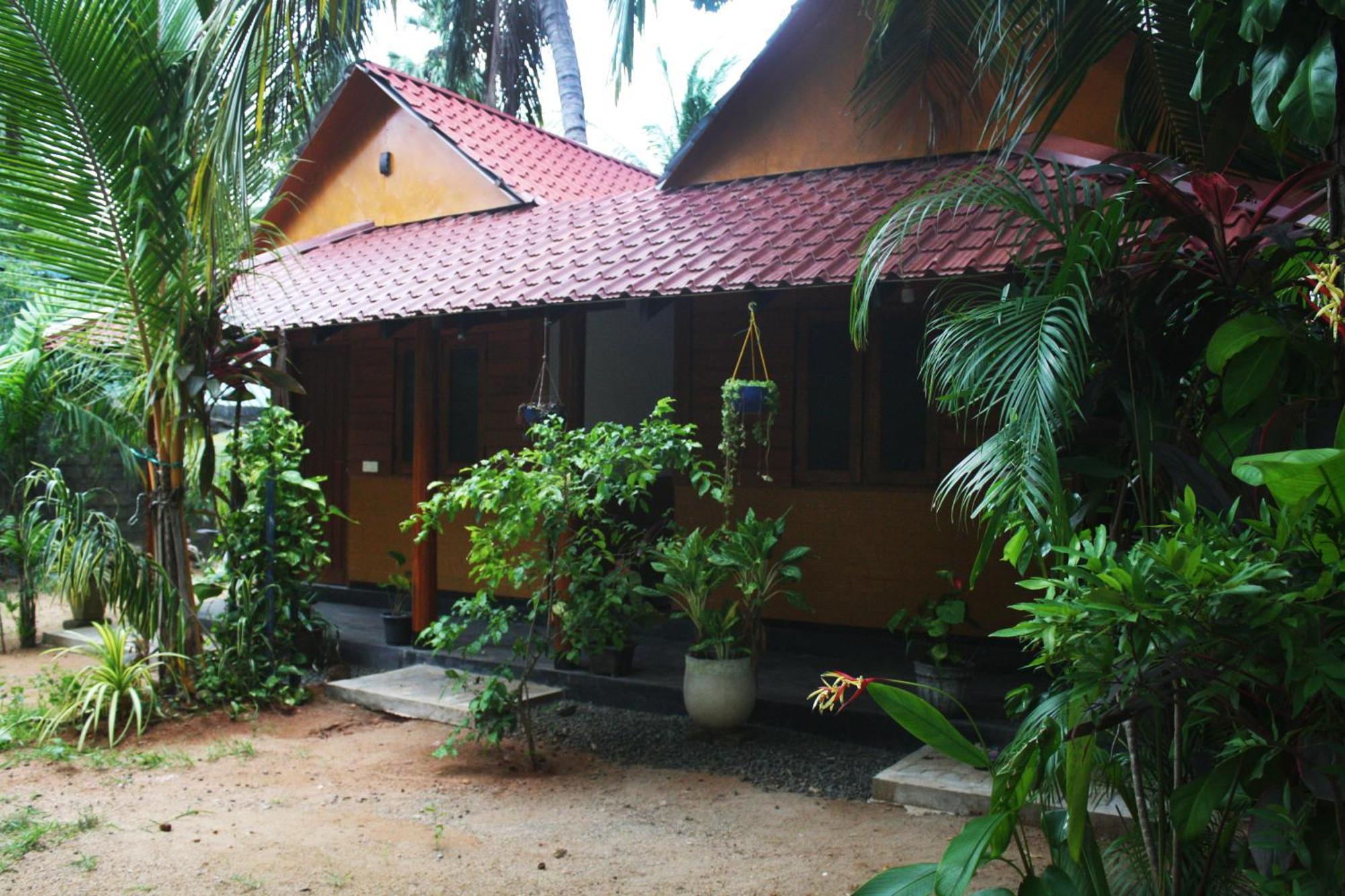 Pearl Bungalow Trincomalee Bagian luar foto