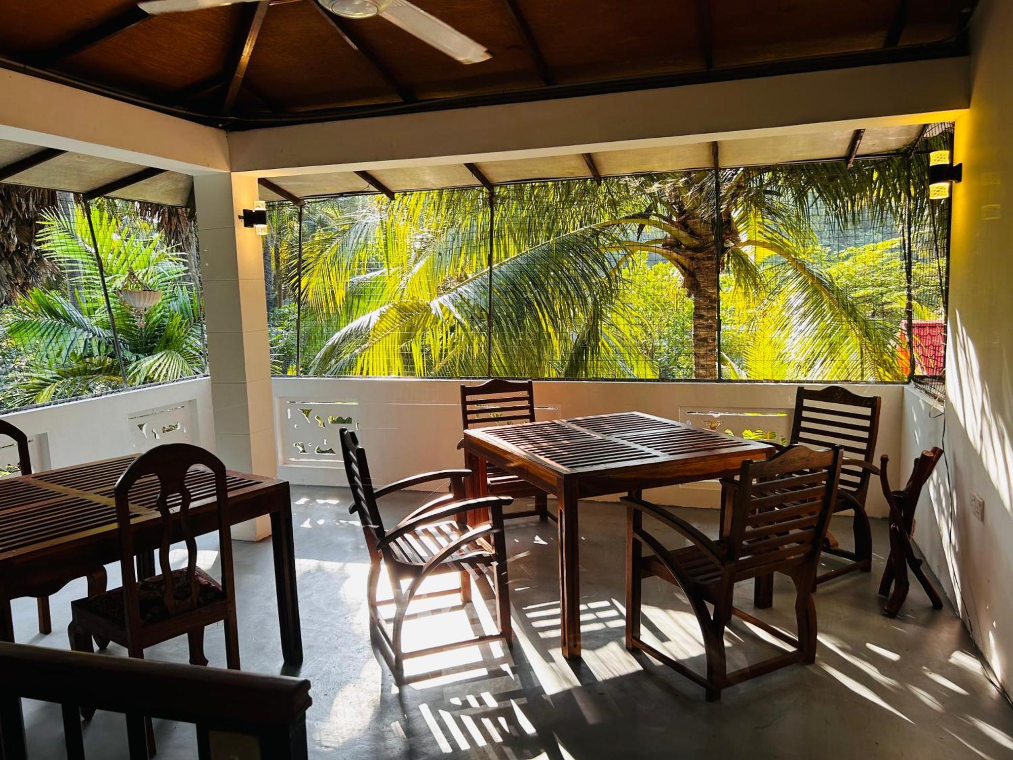 Pearl Bungalow Trincomalee Bagian luar foto