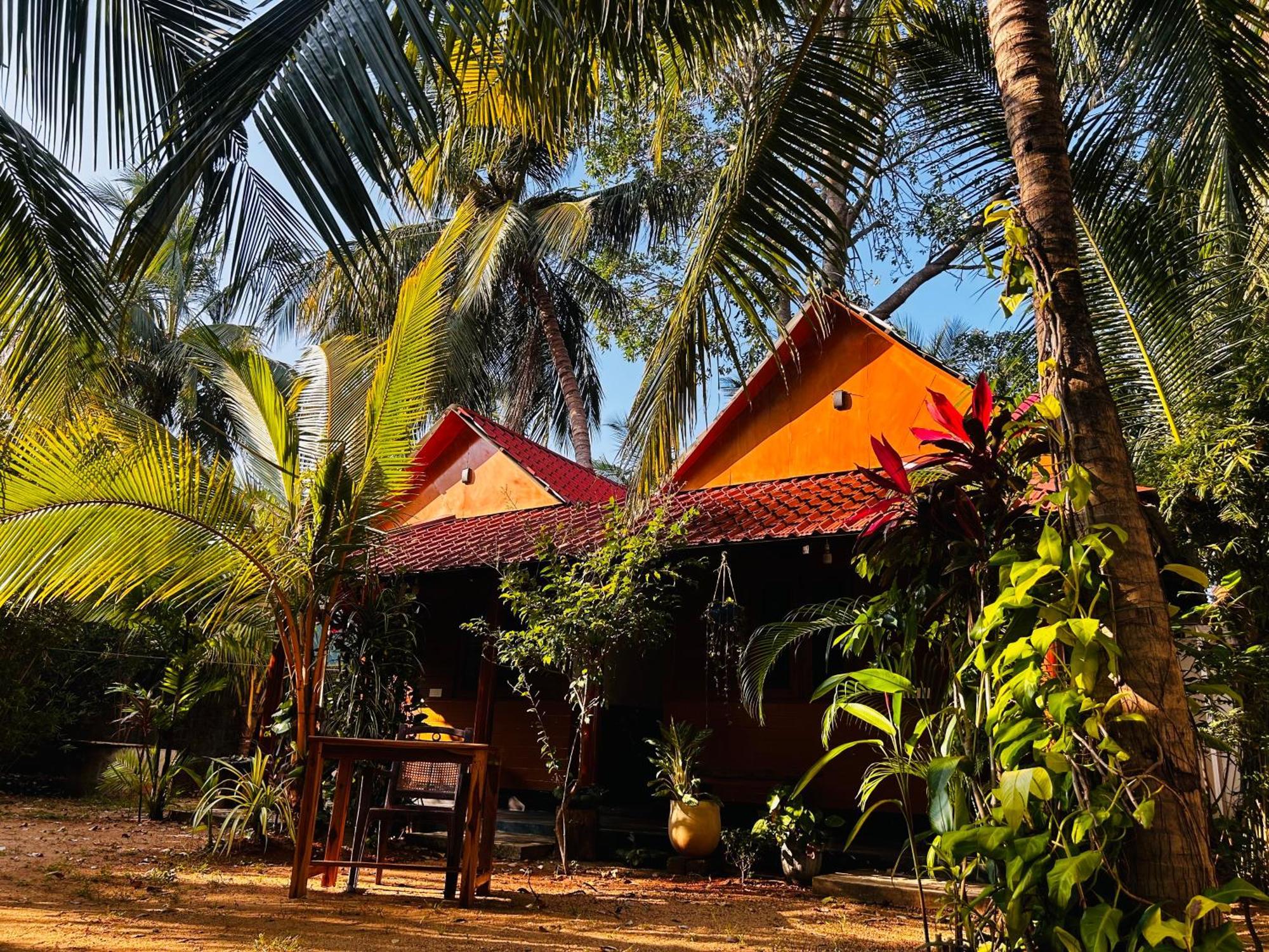 Pearl Bungalow Trincomalee Bagian luar foto